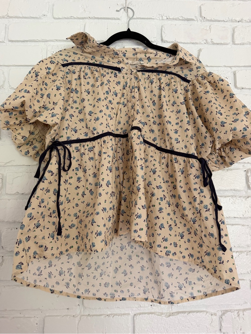 Women's Cream Floral Tie-Detail Peasant Top
